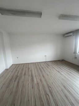 centrum Púchova - obch.priestor - 3