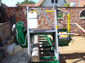 Kmenová pásová pila KPP-700R - 3