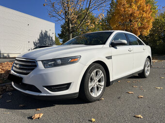 Ford Taurus 3.5V 6, benzín, 2015, 1.majitel - 3