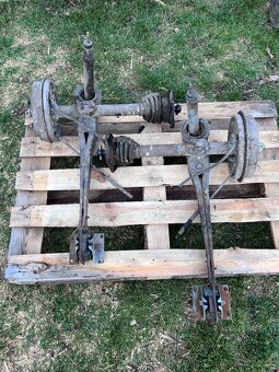 Motor a  predvodovka škoda 100 - 3