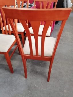 stol so stolickami - 3