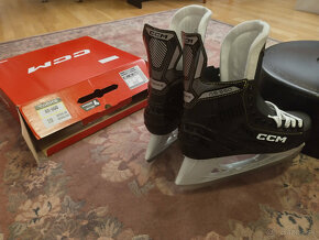 Korcule CCM Tacks AS 550 SR, vel 10 (EU45.5) - 3