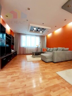 Na prenájom 3-izbový byt s balkónom, 97 m², Tallerova ul., S - 3