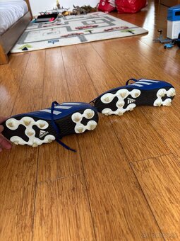 Kopacky Adidas, 35 1/2 - 3