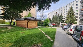 Predajný ( obchodný ) stánok na sídlisku Vinbarg v Bardejove - 3