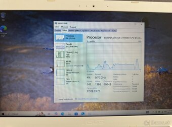 ASUS X541U - 3