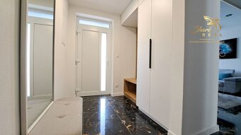 NOVINKA NADČASOVÁ NOVOSTAVBA - 3