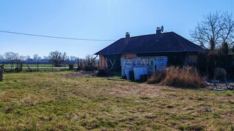 Na predaj pozemok na polosamote v obci Selice - časť Perješ - 3