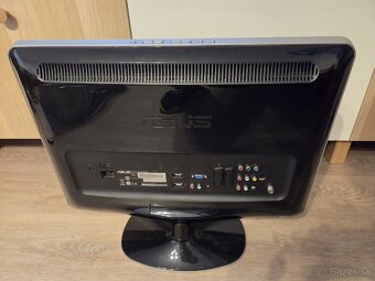 Kancelársky PC s monitorom / Tv - 3