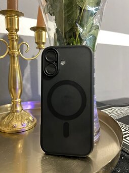 Predam iphone 17 čierny 256gb - 3