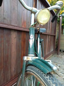 Starý retro bicykel - 3