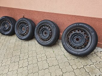 Plechové disky 5x114,3 R16 + MICHELIN 205/55 R16 91V - 3