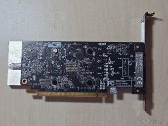 Sapphire AMD RX 6400 4GB VRAM PCie 4.0 grafická karta - 3