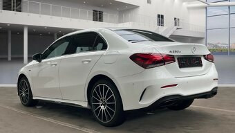 Mercedes benz A 250e - 3