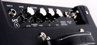 Blackstar HT1 kombo - 3