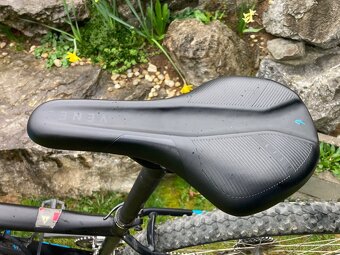 Horský bicykel Cube - 3