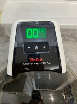 Tefal Actifry Express XL AH950030 teplovzdušná fri - 3