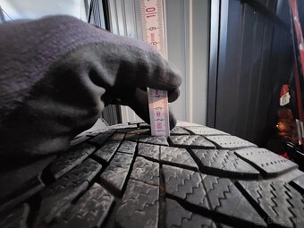 Zimne pneumatiky 235/45/R18 - 3