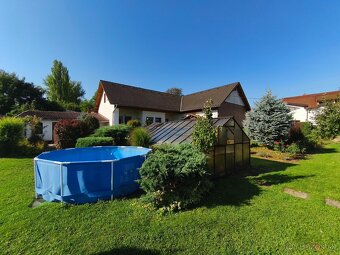 Predaj 4- izbový rodinný dom s garážou a záhradou - 3