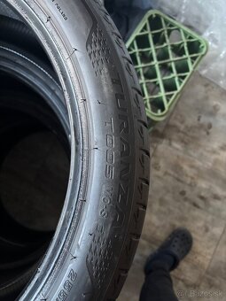 Bridgestone 255 40 R20 - 3