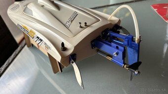 RC rýchlostný čln - 3