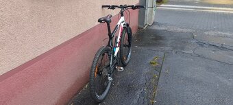 Predám horský bicykel Giant Terrago,kolesá 26" - 3