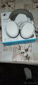 Sennheiser momentum 4 - 3