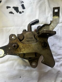 Nissan Navara d23 servi čerpadlo - 3