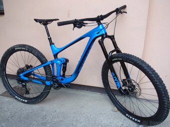 Minimálně jeté enduro Giant Reign Advanced Pro 29 2 Carbon - 3
