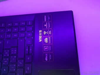 Predám Notebook - Acer Nitro V15 - 3