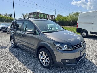 Volkswagen Touran Cross 2,0tdi - 3
