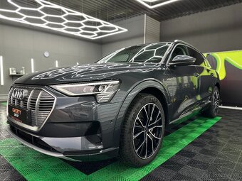 Audi E-TRON 50 2019 - 3