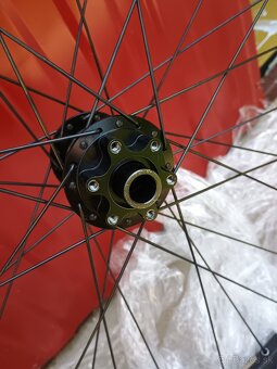 DT Swiss M1800 26" 1550g - 3