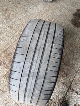 265/35 R21 Pirelli - 3