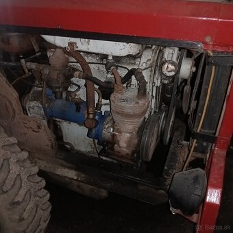 Predám traktor 4x4 - 3