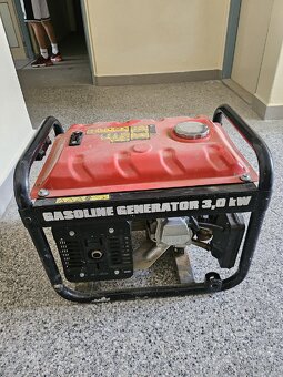 Ponúkam benzínovú elektrocentrálu značky HECHT GG3300 - 3