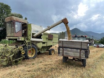 Predám kombajn Fortschrit E514 - 3