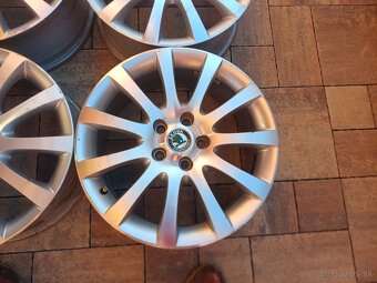 Orig. hliníkové disky Skoda R17, 5x112 - 3