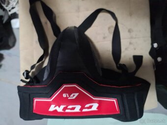 Brankarská hokejová výstroj - 3