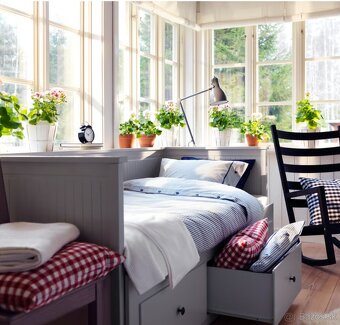 Rozkladacia posteľ s tromi zásuvkami - IKEA HEMNES SIVÁ - 3