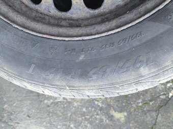 Zimne pneumatiky na diskoch 195/65 r15 - 3