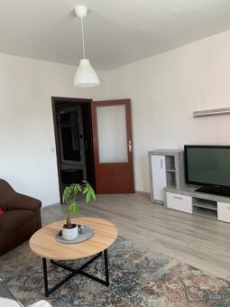 Prenájom 2i byt - 3