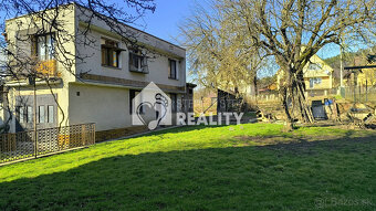 Na predaj priestranný rodinný dom s garážou v Považskej Tep - 3