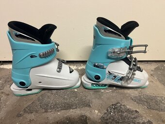 Predam detske lyze, palice, lyziarky - 3