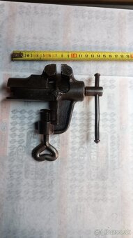 Starožitný zveráčik, obuvnícky lis - 3