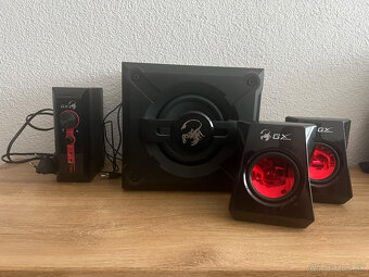 Predám aktívne reproduktory Genius GTX Gaming 2.1 - 3