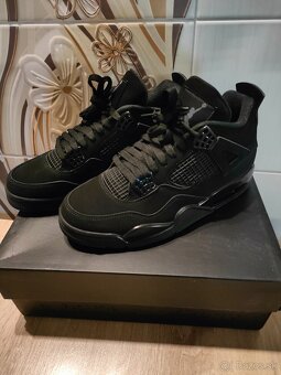 Jordan 4 - 3