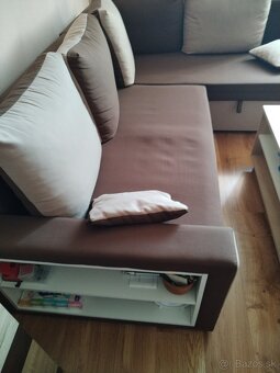 Sedačka L + taburetky - 3