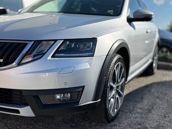 Škoda Octavia Scout 2.0 TDI DSG 4x4 135KW CANTON/ACC/PANORAM - 3