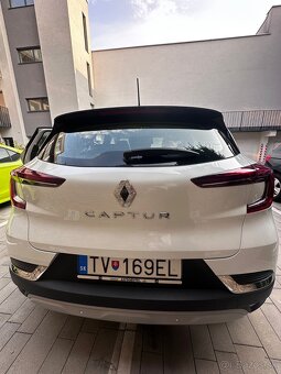 Renault Captur TCe 140  rv.2022 v záruke - 3